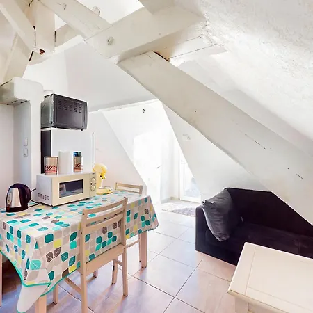 1 Bedroom Beautiful In Apartment